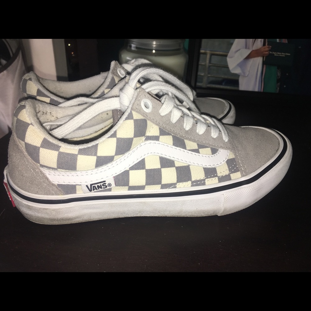 Vans grey checkered old skools